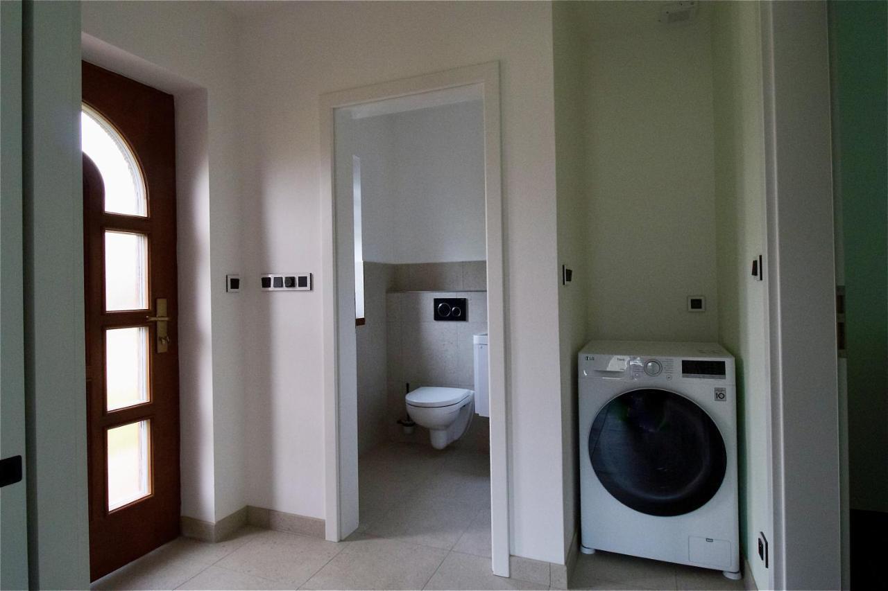 Kolesovice Apartman Uprostred Trojuhelniku Praha - Karlovy Vary - Plzen מראה חיצוני תמונה