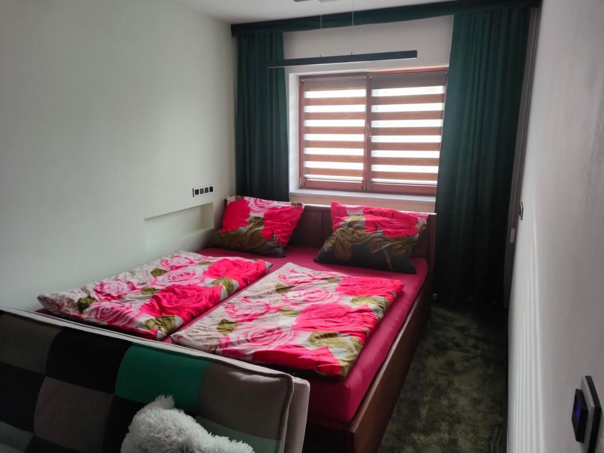 Kolesovice Apartman Uprostred Trojuhelniku Praha - Karlovy Vary - Plzen מראה חיצוני תמונה